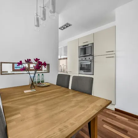 Bukowinska 22a With Terrace By Bookinghost