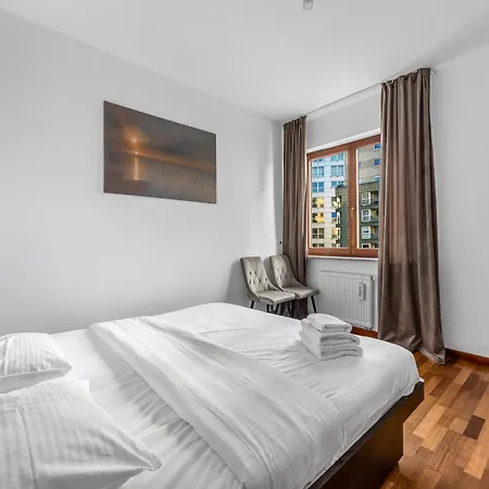 Bukowinska 22a With Terrace By Bookinghost Warszawa