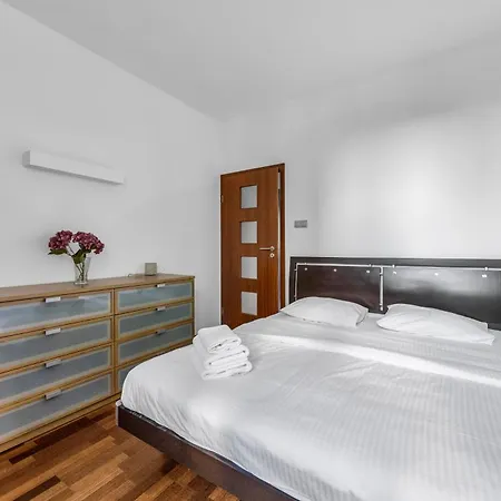 Bukowinska 22a With Terrace By Bookinghost דירה *