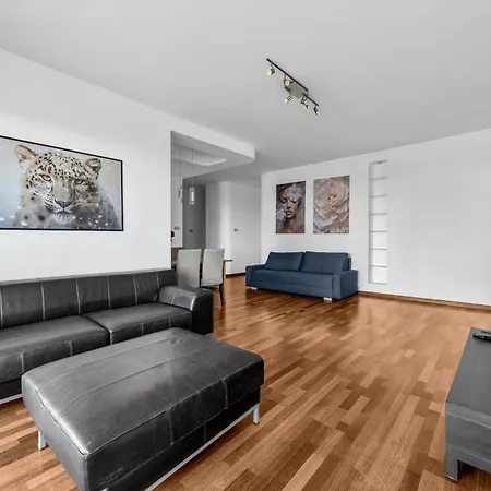 Bukowinska 22a With Terrace By Bookinghost Appartamento *