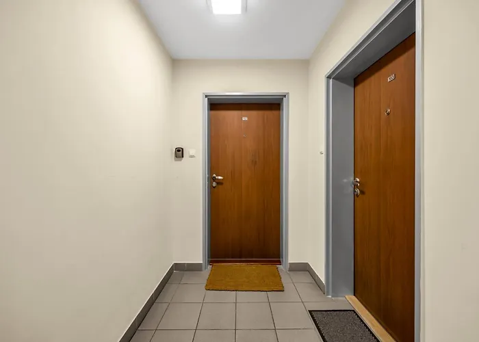 Lejlighed Bukowinska 22a With Terrace By Bookinghost